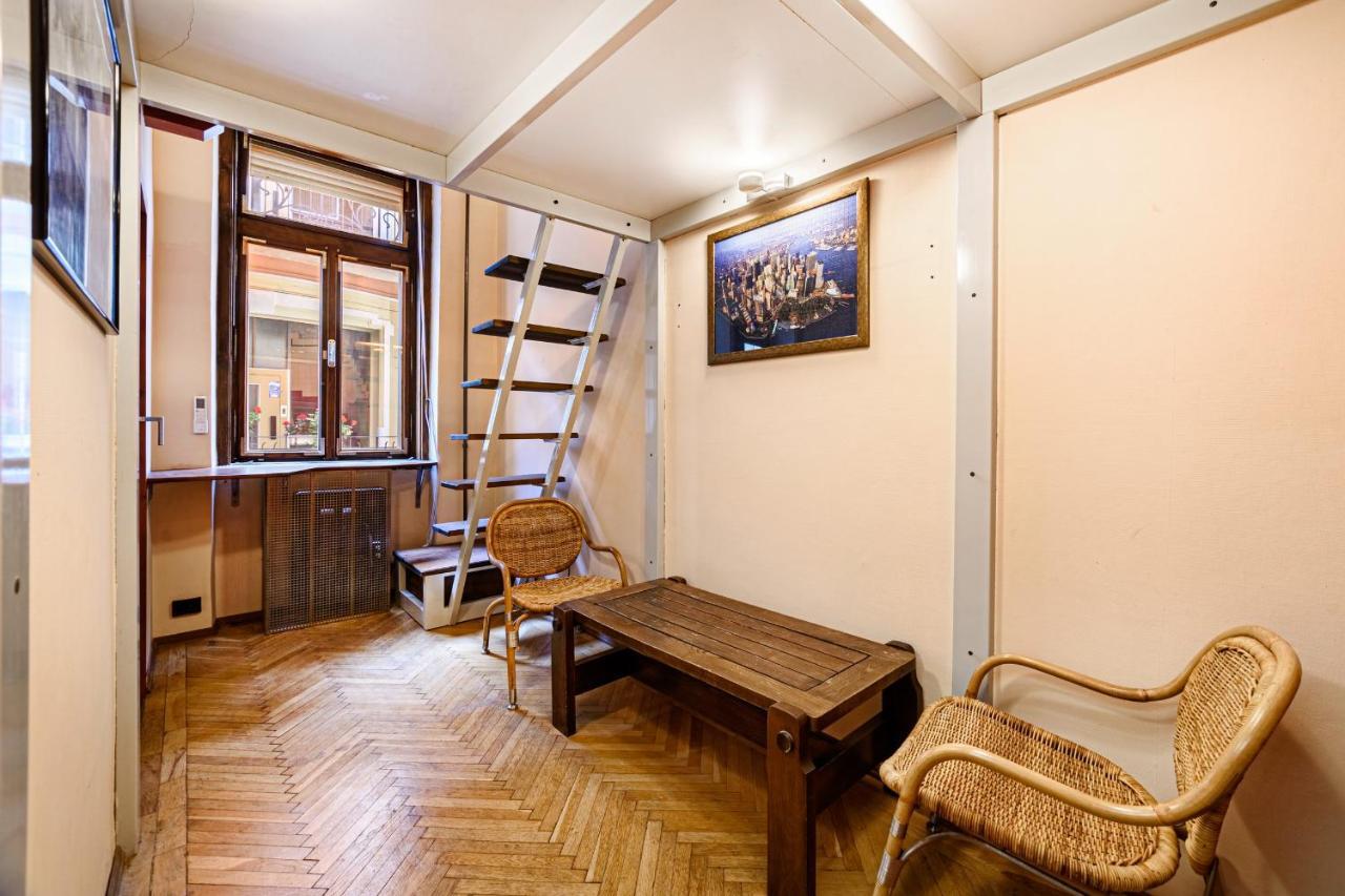 Oktogon Beautiful Relaxing Apartment ブダペスト エクステリア 写真